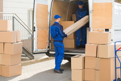 Upperwalthamstow storage facility supporting organized household and business items