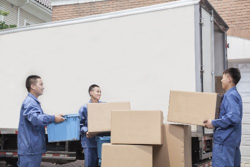 Residential packing support for homes in Upperwalthamstow