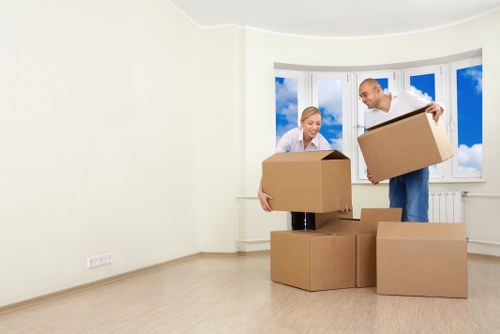 Secure short-term storage units in Upperwalthamstow for temporary household needs